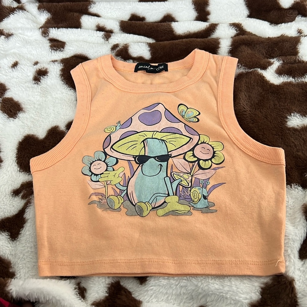 Mushroom crop top size xsmall
